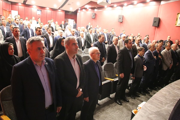 تجلیل از کارگران نمونه آبفای آذربایجان شرقی؛ روایت ایستادگی در روزهای بحران و خدمت بیوقفه به مردم