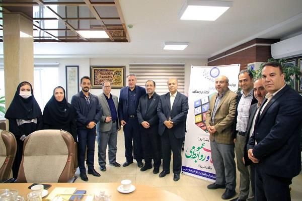 دیدار کارکنان روابط عمومی با مدیرعامل به مناسبت روز روابط عمومی و ارتباطات