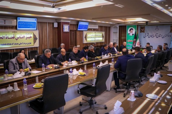 نشست هماندیشی هیئت نمایندگان اتاق تبریز با رئیس دادگستری کل آذربایجانشرقی