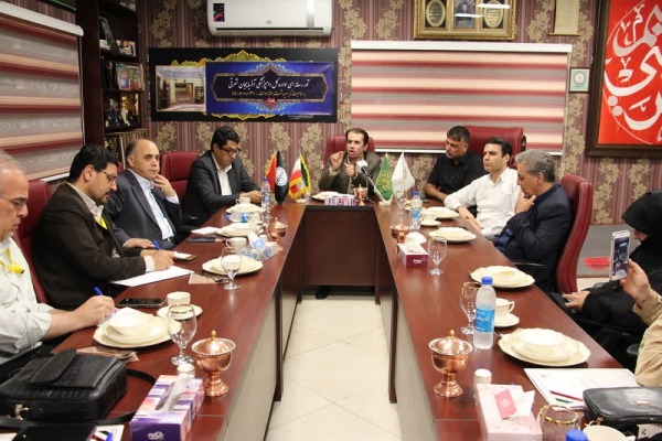 گزارش تصویری از بازدید خبرنگاران ازمجموعه کشتارگاه  آذران مرغ  و نشست خبری مدیرکل دامپزشکی آذربایجانشرقی