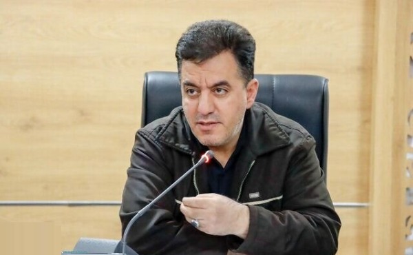 حذف موانع بتنی از مقابل املاک بدهکار و دارای تخلف ساختمانی از آبانماه